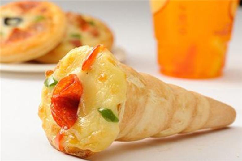 五家渠手握披萨